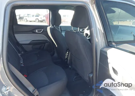 2024 Jeep Compass Sport 4X4 z USA, uszkodzony, nr VIN 3C4NJDAN7RT581789